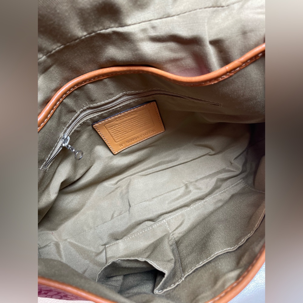 Coach Y2K Barbie Pink Soho Signature Mini C Logo Shoulder Bag- F10926 💕 - Picture 10 of 17